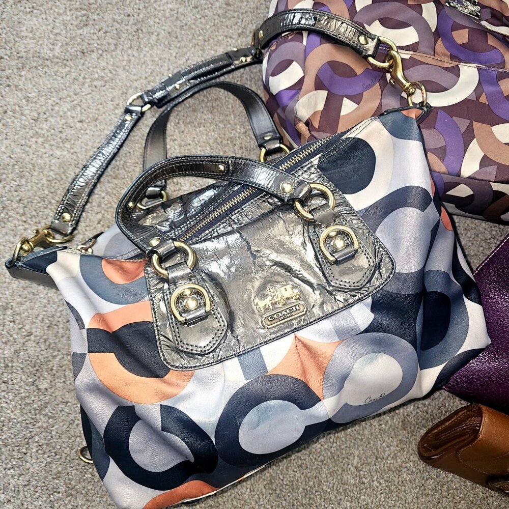 Coach bundle - image 2